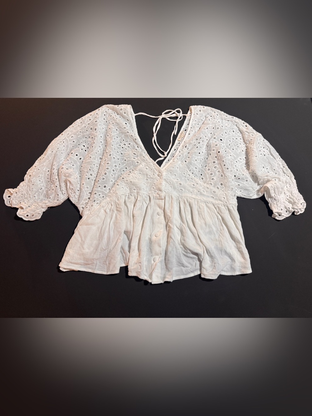 En Crème White Eyelet Lace Peplum Blouse Boho Tie Back Crop Top Large Pretty